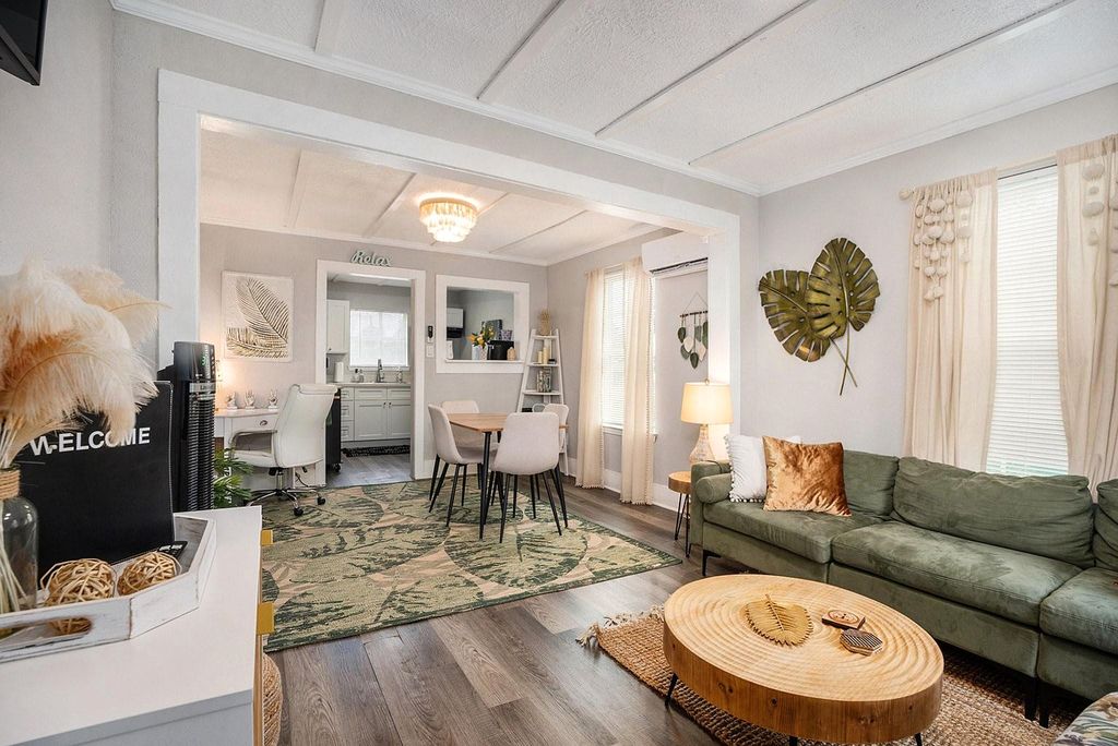 Property in a prime location with modern interiors