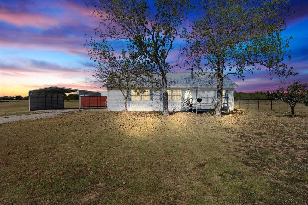 1133 Lorraine Ln, Kaufman, TX 75142