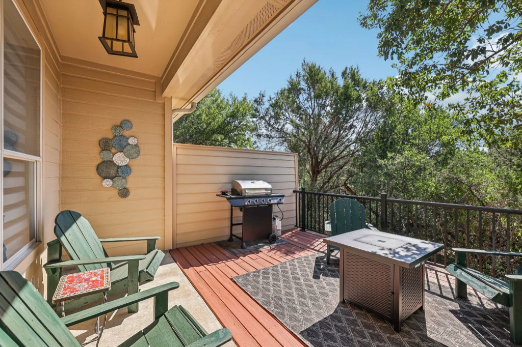 7901 Southwest Pkwy , Austin, TX 78735