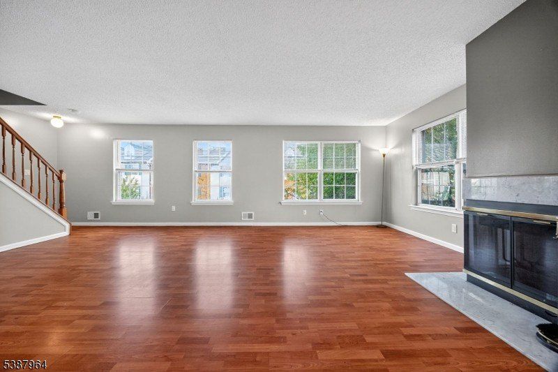 Property in a prime location with modern interiors
