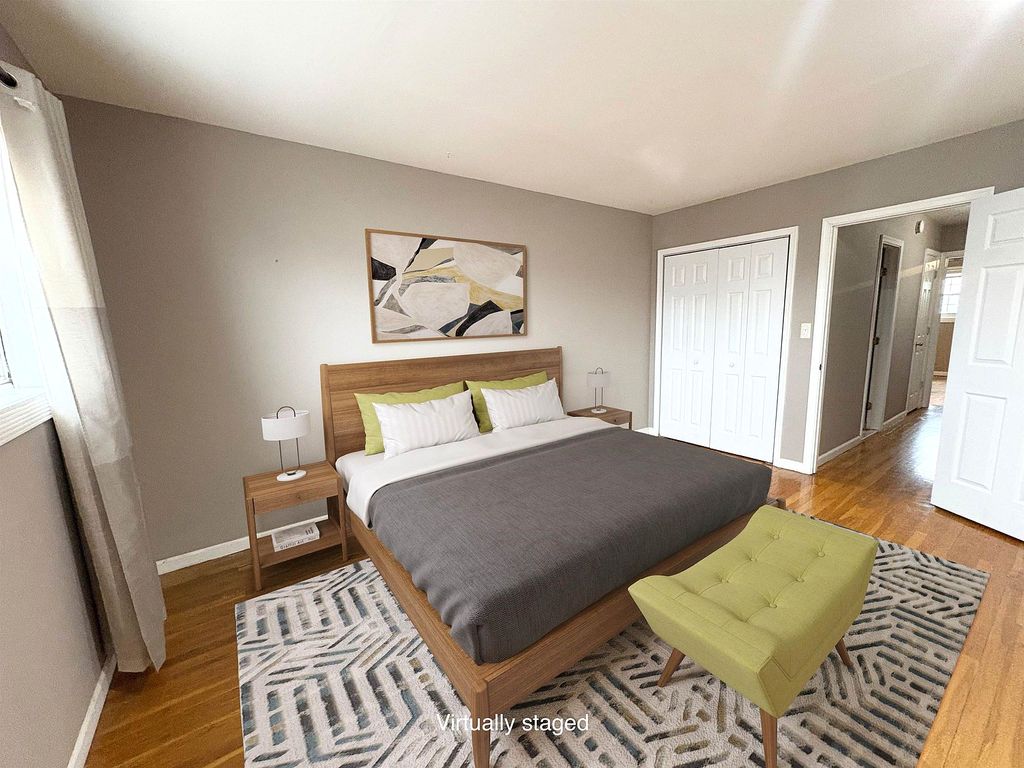 Property in a prime location with modern interiors