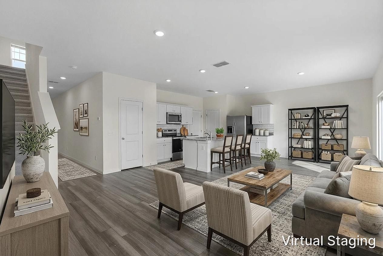 Property in a prime location with modern interiors