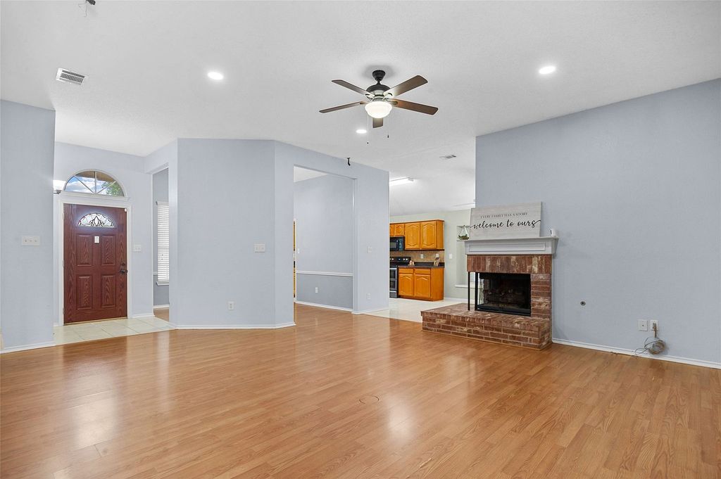 Property in a prime location with modern interiors