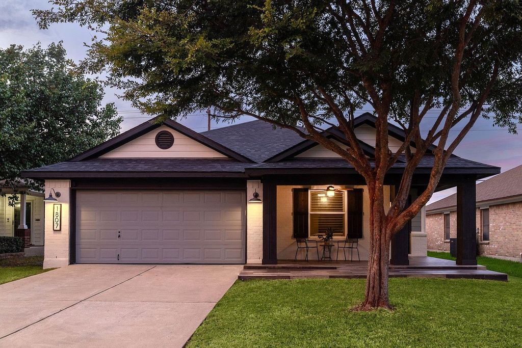 Cozy home in a quiet neighborhood