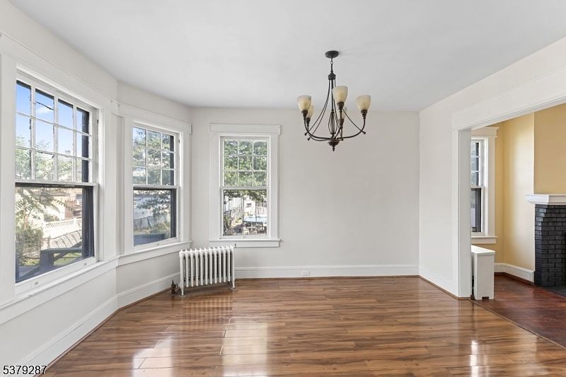 Property in a prime location with modern interiors