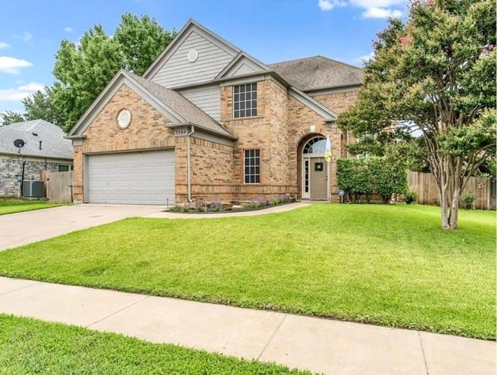 7108 Royal Gate Dr, Arlington, TX 76016